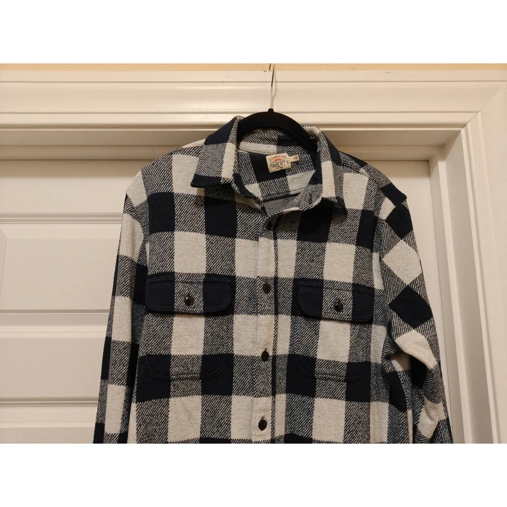 Faherty Brand Mens Legend Sweater Shirt M‎ White Navy Blue Buffalo Check Plaid